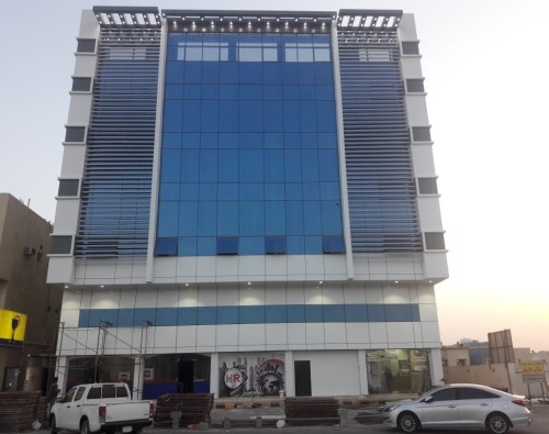 تركيب الواجهات الزجاجية الإستراكشر