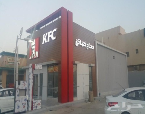تركيب اللوحات الإعلانية